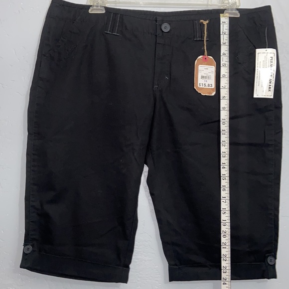 NWT Nobo No Boundaries Capri Jr 19 Plus Size Black Cotton Shorts - Picture 9 of 9